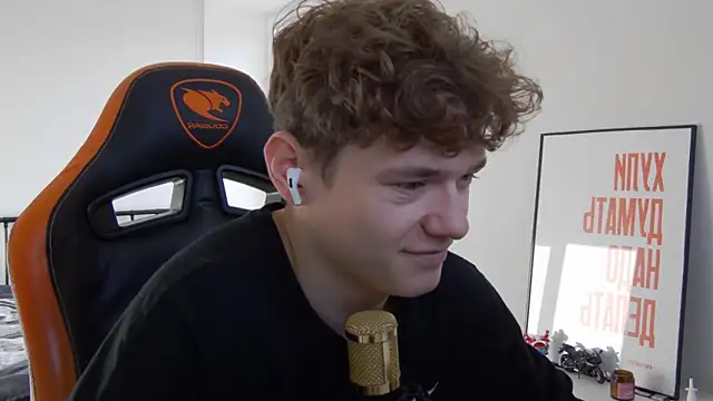 DanyDavis online show from 10.23.25