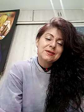 Snapshot of lunadicty chatting on 03.27.26 lunadicty online show from 03.27.26