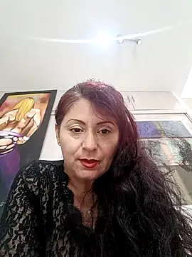 Snapshot of lunadicty chatting on 04.05.26 lunadicty online show from 04.05.26