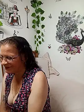 katrina perez online show from 04.24.26