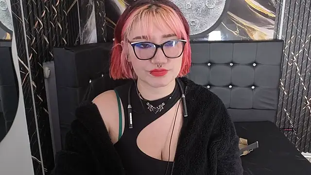 Snapshot of Cerecitaa02_ chatting on 07.22.26 Cerecitaa02 online show from 07.22.26