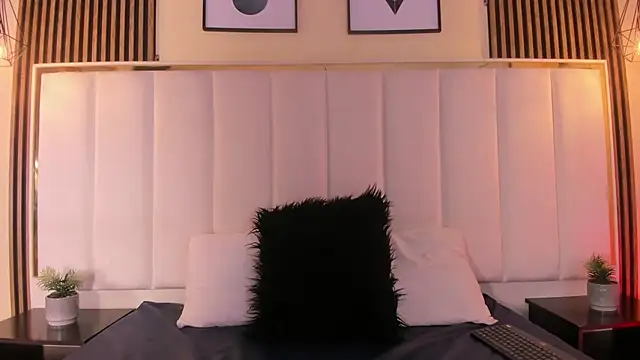 AmmberJones online show from 03.21.25