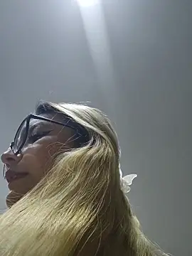 Pretty roxxyy online show from 03.08.26