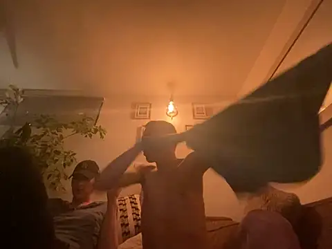 Chaud06 french online show from 04.13.26