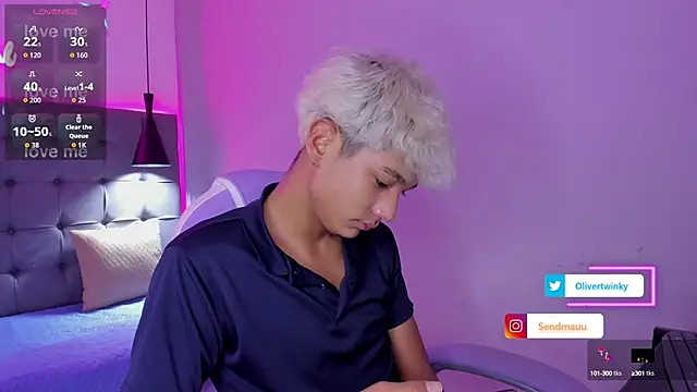 OliverTwinky online show from 09.15.25