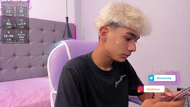 OliverTwinky online show from 09.23.25