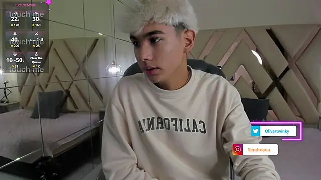 OliverTwinky online show from 09.25.25