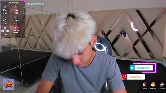 OliverTwinky online show from 10.09.25