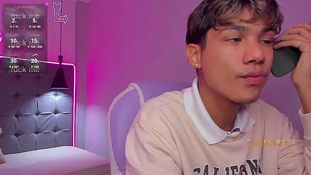 OliverTwinky online show from 02.05.26