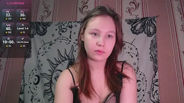 Thighswithspikes online show from 11.14.25