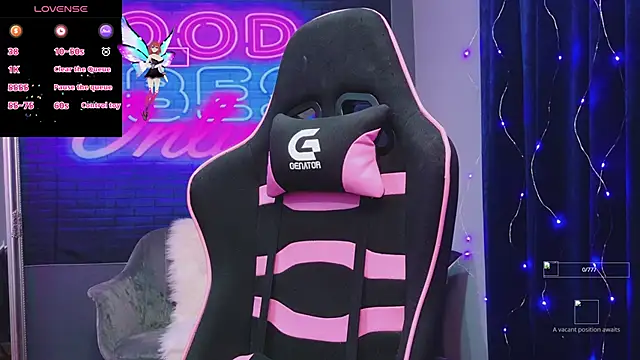 AlessiaCroft online show from 10.30.25