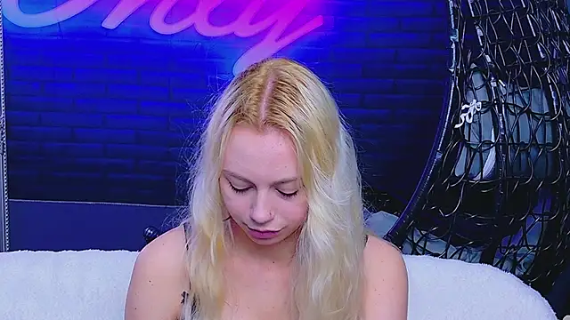 AlessiaCroft online show from 04.23.26
