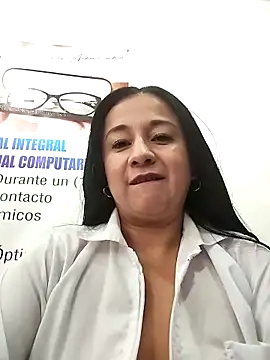 Snapshot of MELODY__06 chatting on 04.10.26 MELODY 06 online show from 04.10.26