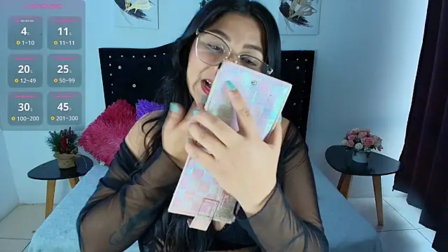 Ariana F W online show from 03.17.26