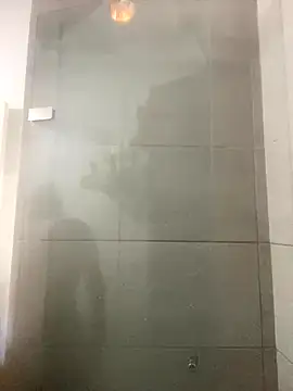 Mia  Gray online show from 10.27.25