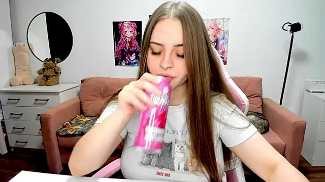 Snapshot of mistress_lain chatting on 10.20.25 mistress lain online show from 10.20.25