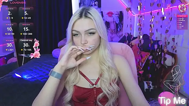 LinaLirian online show from 03.05.26