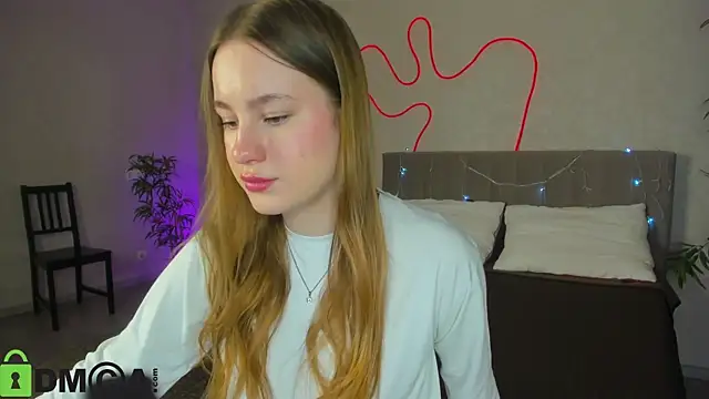 Candy Cansew online show from 12.20.25