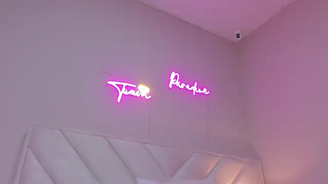  lucia 18 online show from 09.19.25