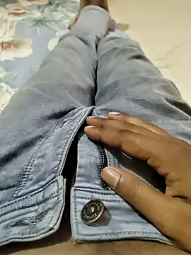 Snapshot of CAtoppersexa chatting on 09.15.25 CAtoppersexa online show from 09.15.25