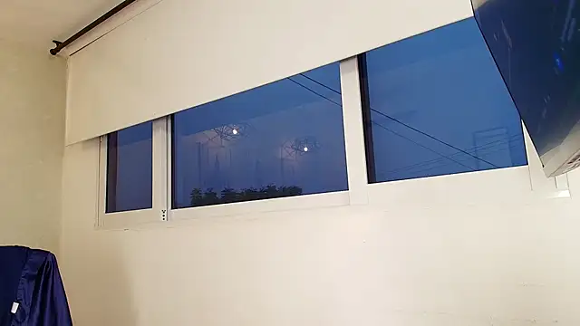 Snapshot of _Victoria_Collins chatting on 11.07.25 Victoria Collins online show from 11.07.25