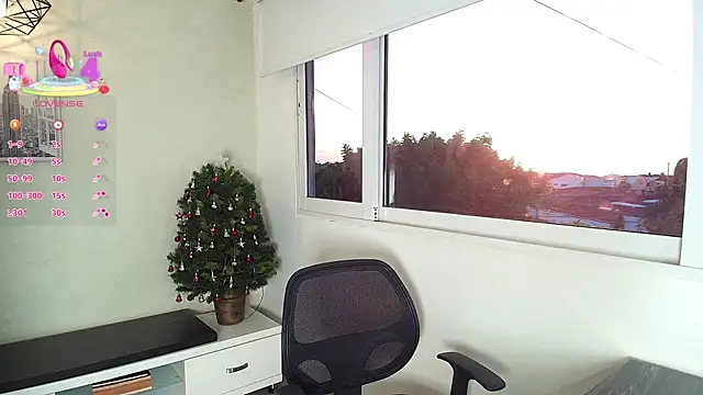 Snapshot of _Victoria_Collins chatting on 11.26.25 Victoria Collins online show from 11.26.25