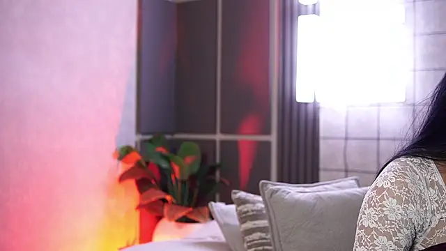 Susan wall online show from 10.08.25