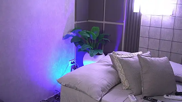 Susan wall online show from 10.17.25