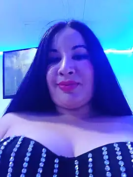 Snapshot of hotCOUPLEPETRA chatting on 05.29.26 hotCOUPLEPETRA online show from 05.29.26