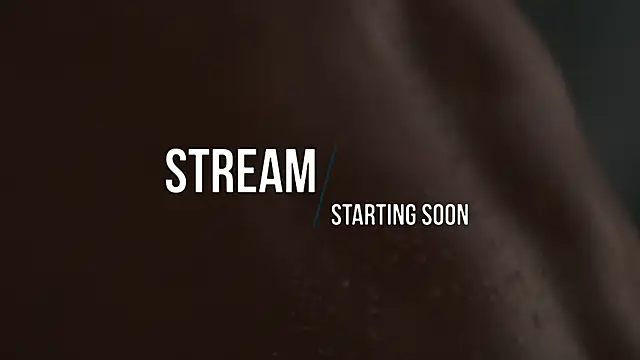 Snapshot of Myliss_ chatting on 10.28.25 Myliss online show from 10.28.25