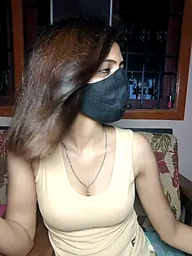 Isha Sax online show from 10.06.25