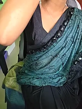 Isha Sax online show from 05.03.26
