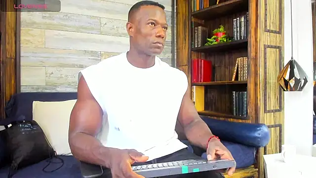 MarcusBlack  online show from 04.30.26