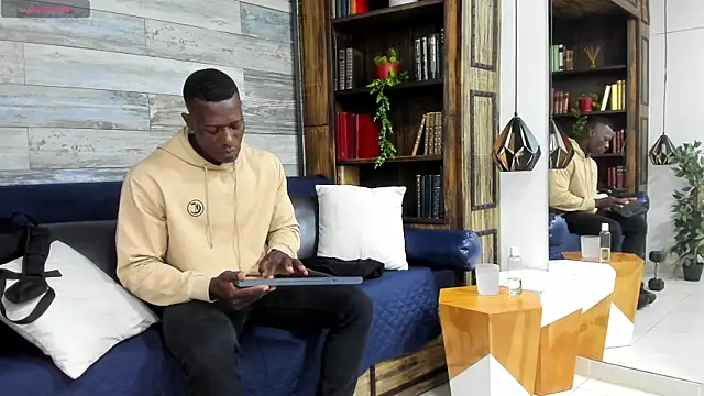 Snapshot of MarcusBlack_ chatting on 05.15.26 MarcusBlack online show from 05.15.26