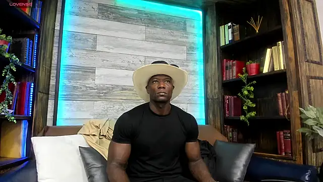 Snapshot of MarcusBlack_ chatting on 05.16.26 MarcusBlack online show from 05.16.26