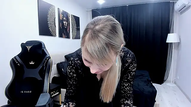 LindaSandy 1 online show from 03.15.26