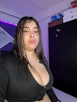 Snapshot of jazminslut chatting on 07.19.26 jazminslut online show from 07.19.26