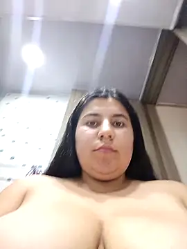 Snapshot of Sof12-15 chatting on 12.15.25 Sof12-15 online show from 12.15.25