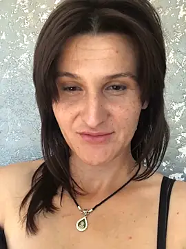 Snapshot of NikaSwan2831 chatting on 09.25.25 NikaSwan2831 online show from 09.25.25