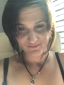 Snapshot of NikaSwan2831 chatting on 09.26.25 NikaSwan2831 online show from 09.26.25