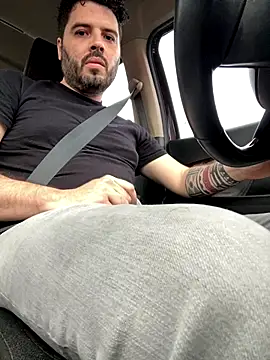 Snapshot of uto857 chatting on 11.10.25 uto857 online show from 11.10.25