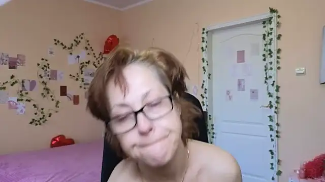 Ronda Roni online show from 04.11.26