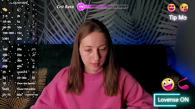 Snapshot of ChristyCrayme chatting on 05.22.26 ChristyCrayme online show from 05.22.26