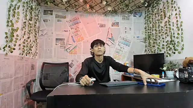 Snapshot of Bastian_boyshot77 chatting on 06.30.26 Bastian boyshot77 online show from 06.30.26
