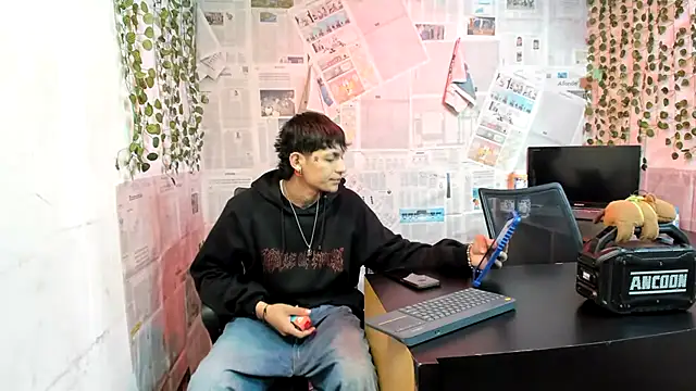 Snapshot of Bastian_boyshot77 chatting on 07.18.26 Bastian boyshot77 online show from 07.18.26