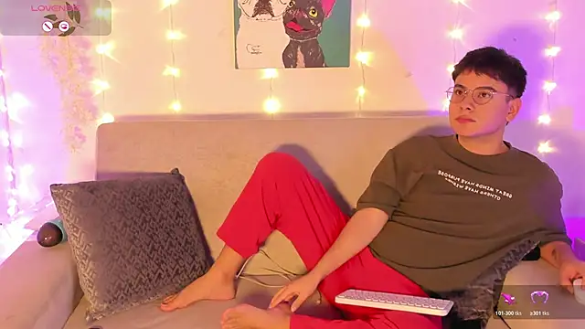 Snapshot of Young_Ben chatting on 03.29.26 Young Ben online show from 03.29.26