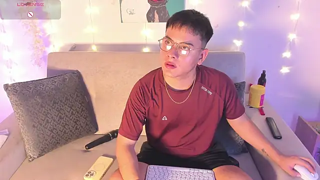 Young Ben online show from 07.08.26