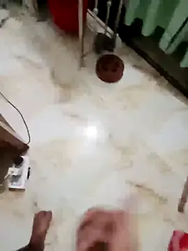 Snapshot of zim200 chatting on 10.07.25 zim200 online show from 10.07.25