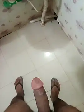 Snapshot of zim200 chatting on 12.02.25 zim200 online show from 12.02.25