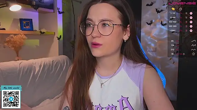 mia here online show from 11.15.25